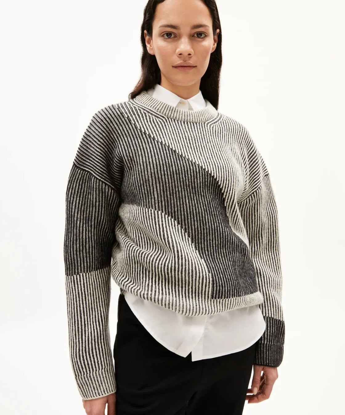 ARMEDANGELS - MAYRAA VANISE Strickpullover • black - off white - ROSA ECK Concept Store
