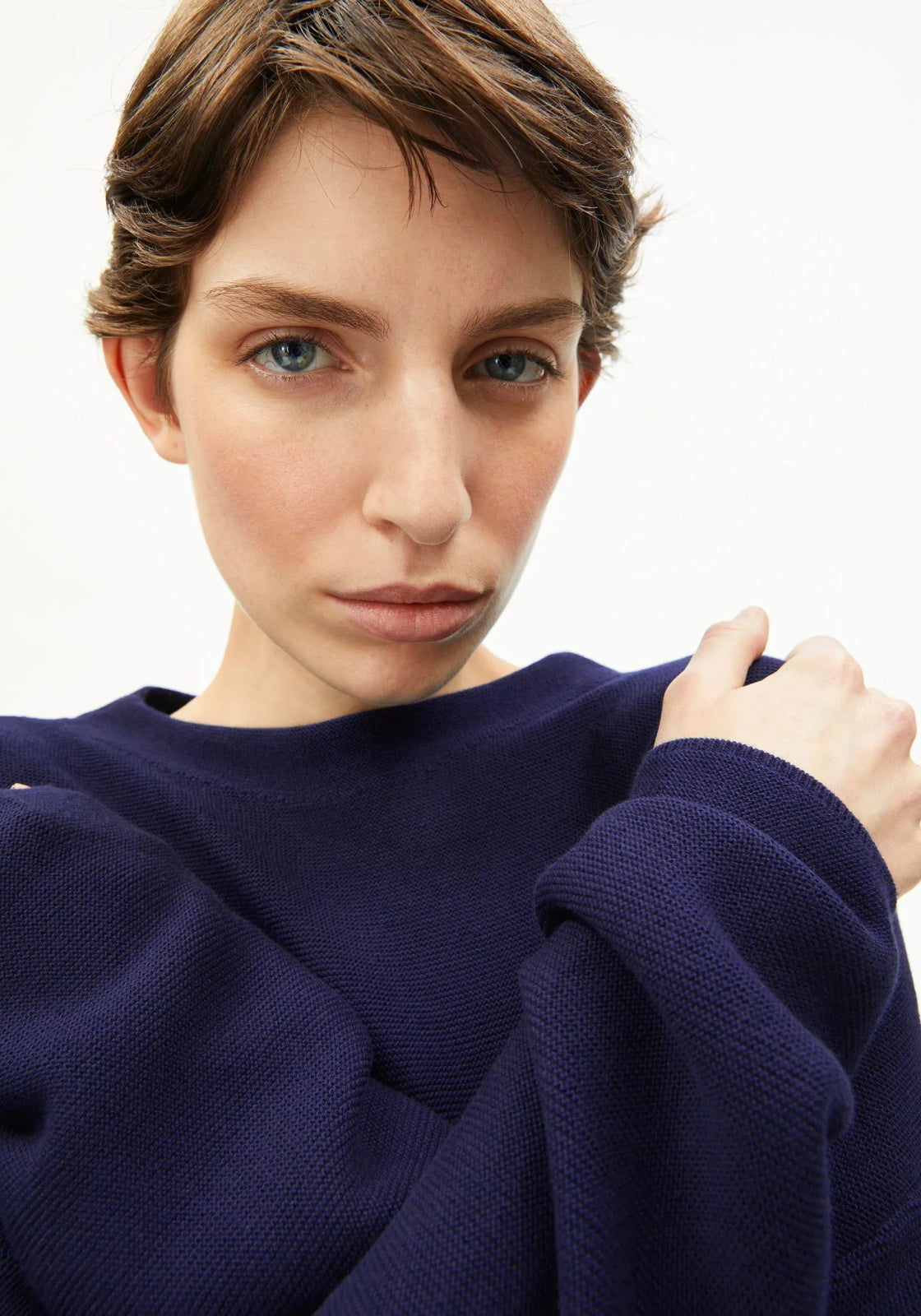 ARMEDANGELS - MERINAA Strickpullover • Tinted Navy - Pullover - ROSA ECK