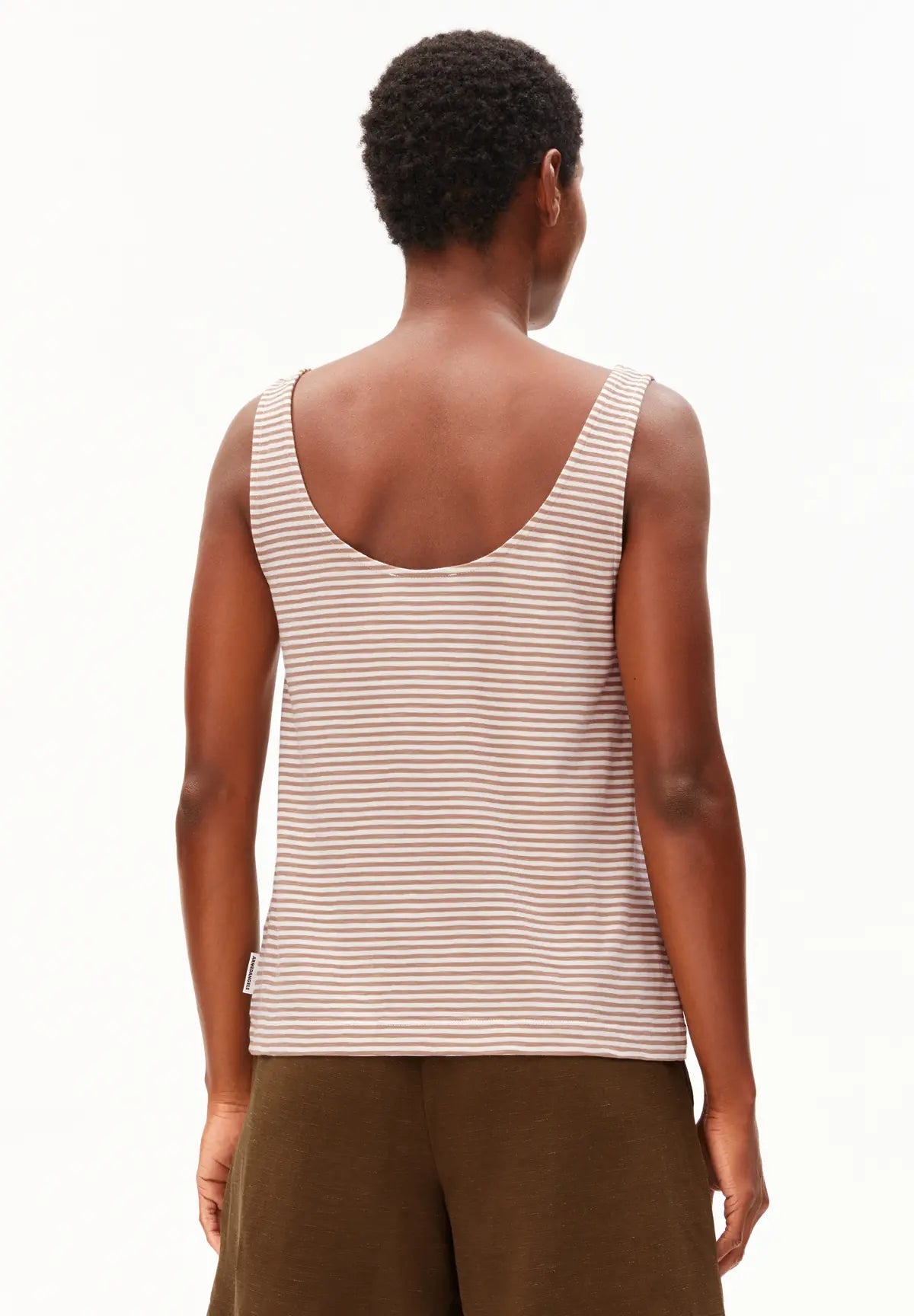ARMEDANGELS - MINAAMI LITA Top • oatmilk - cinnamon dust - ROSA ECK