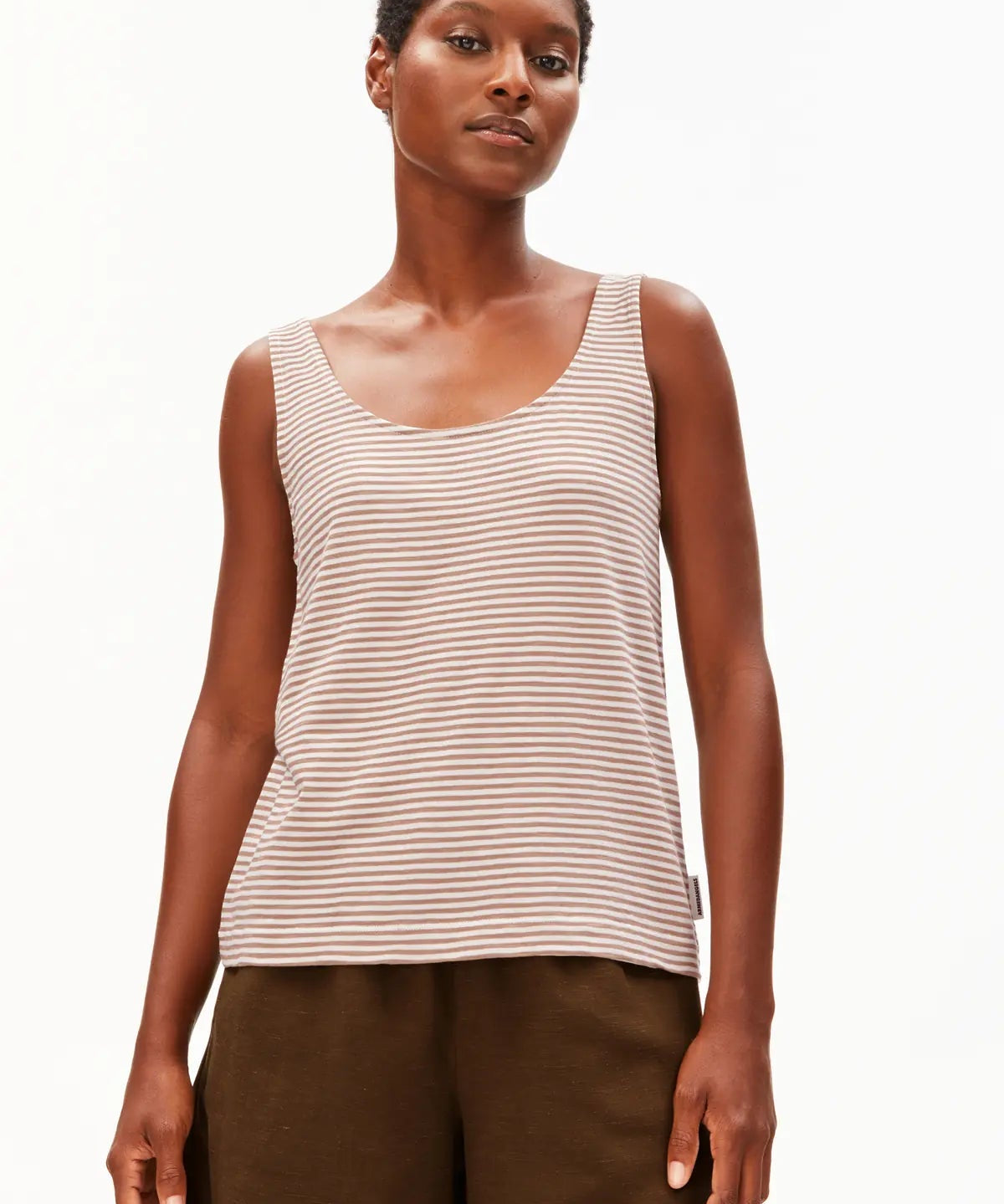 ARMEDANGELS - MINAAMI LITA Top • oatmilk - cinnamon dust - ROSA ECK