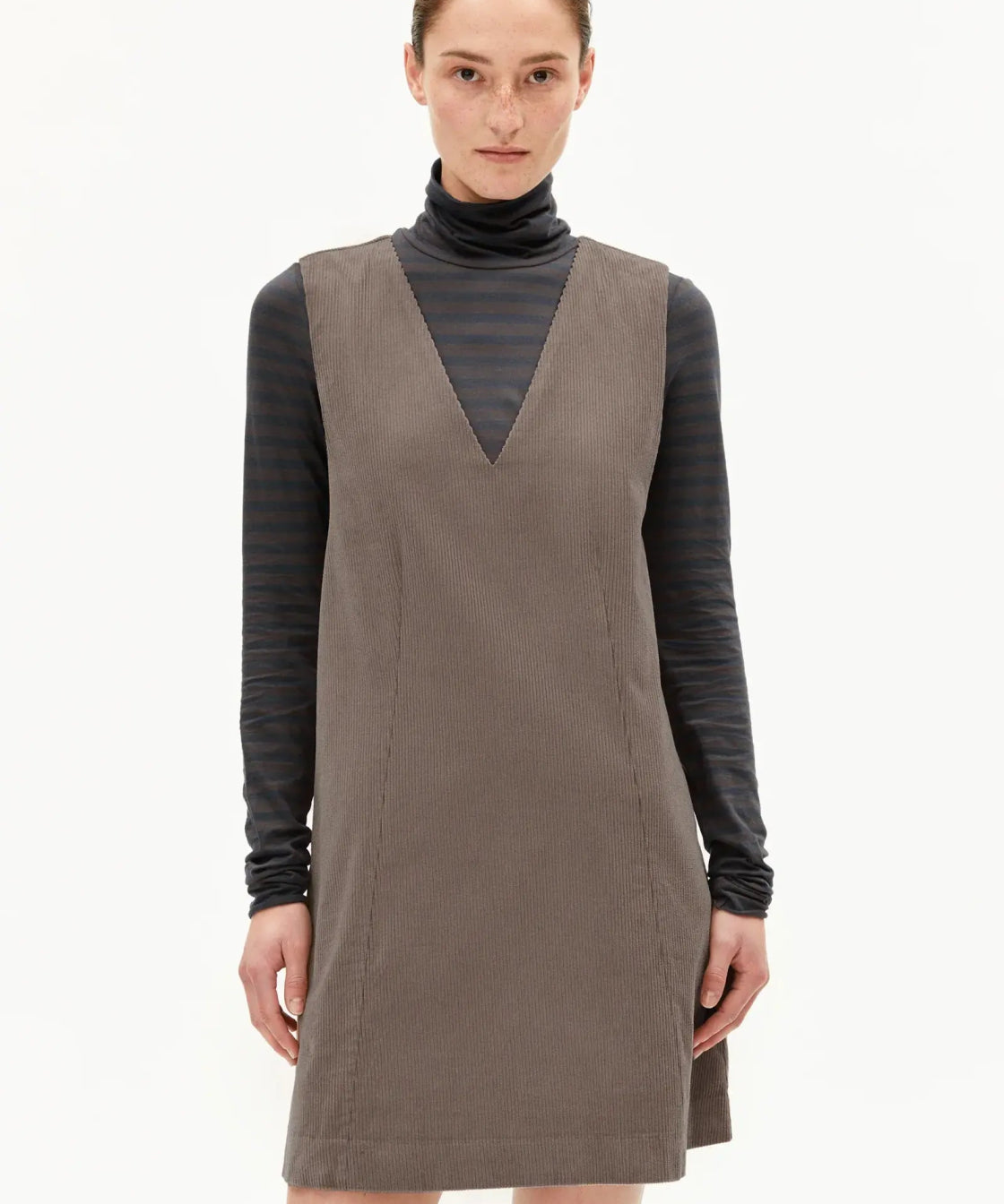 ARMEDANGELS - PINAAFO CORDUROY Kleid • walnut cream - ROSA ECK Concept Store