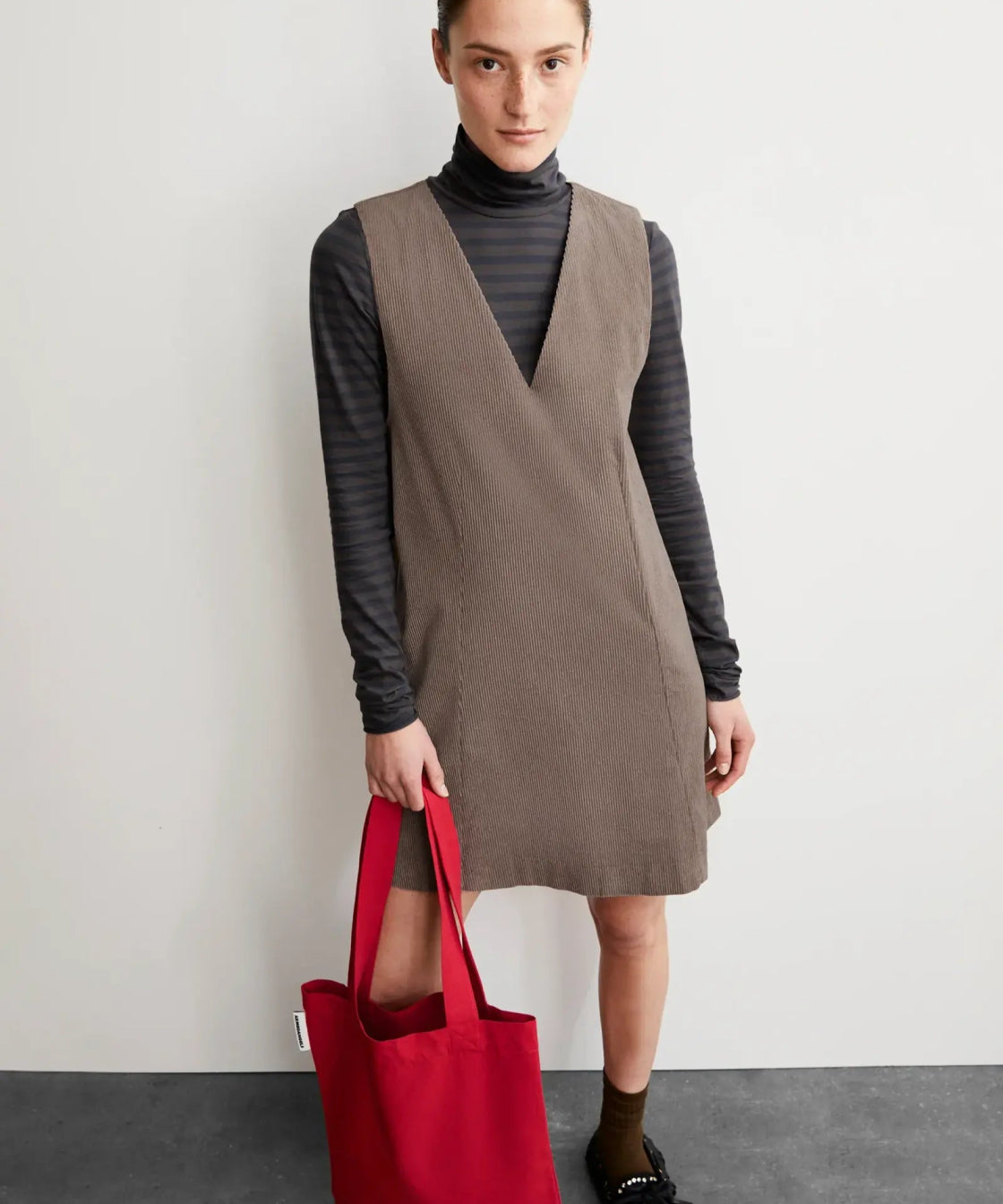 ARMEDANGELS - PINAAFO CORDUROY Kleid • walnut cream - ROSA ECK Concept Store