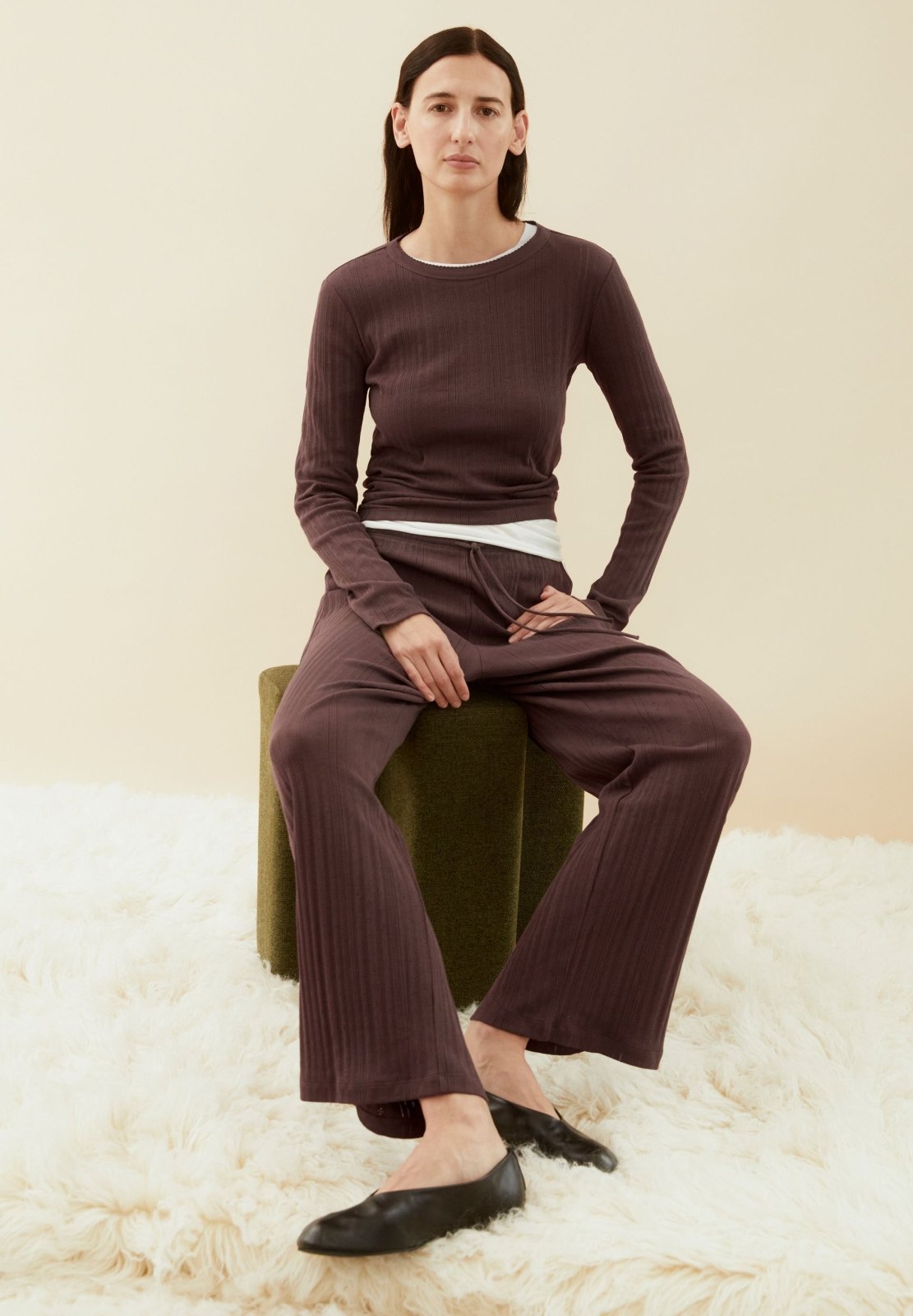 Pointelle Pyjama-Langarmshirt in Dunkelbraun von ARMEDANGELS – Ansicht 6