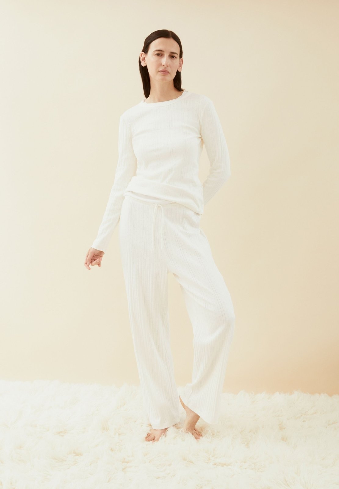 Pointelle Pyjama-Langarmshirt in Cremebeige von ARMEDANGELS – Ansicht 6