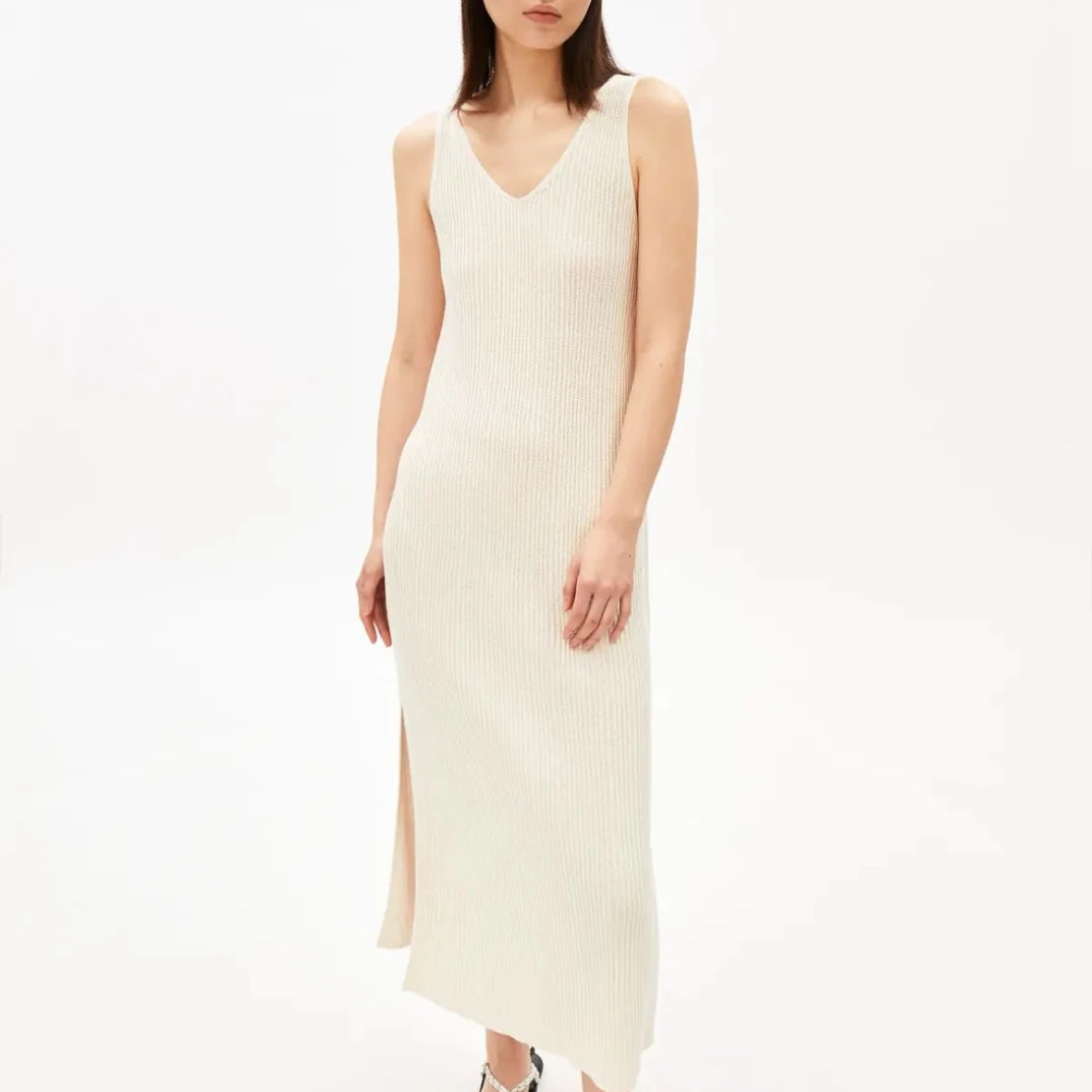 ARMEDANGELS - Strickkleid aus Leinenmix • undyed - ROSA ECK