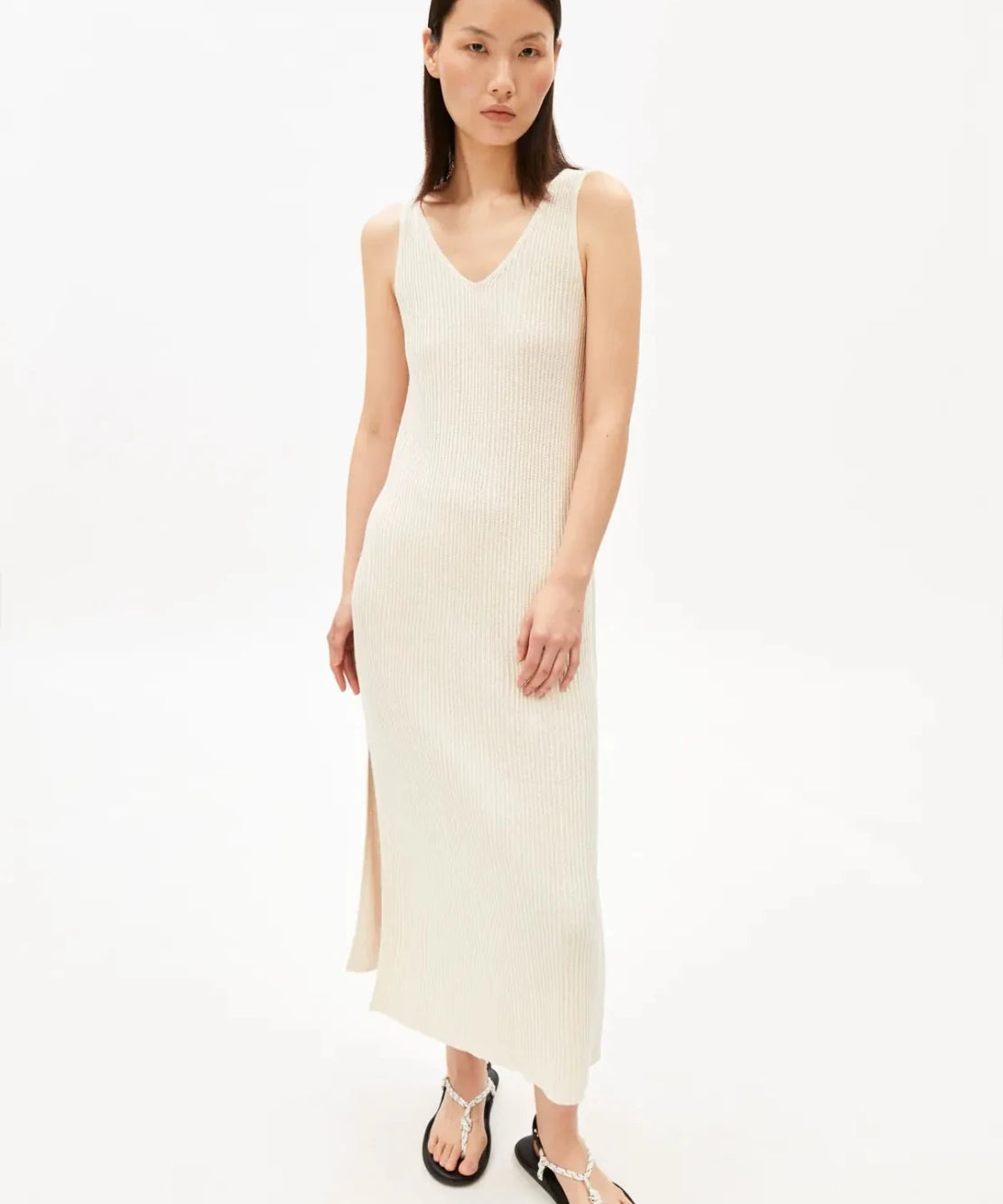 ARMEDANGELS - Strickkleid aus Leinenmix • undyed - ROSA ECK