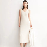 ARMEDANGELS - Strickkleid aus Leinenmix • undyed - ROSA ECK