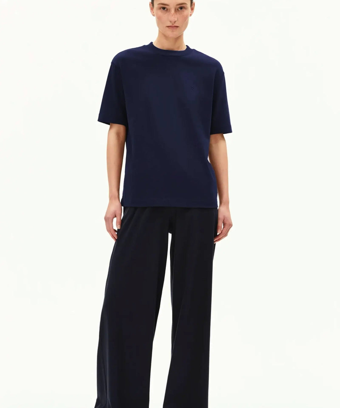 ARMEDANGELS - TARJAA Heavyweight T‑Shirt • tinted navy - ROSA ECK Concept Store