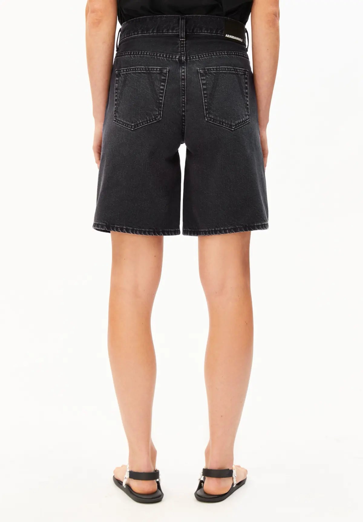 ARMEDANGELS - THALINAA Jeans Shorts • ebony black - ROSA ECK