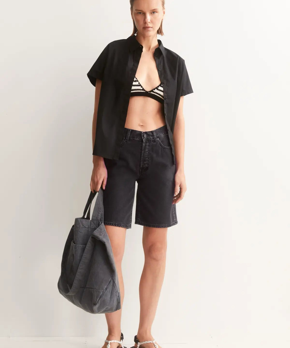 ARMEDANGELS - THALINAA Jeans Shorts • ebony black - ROSA ECK