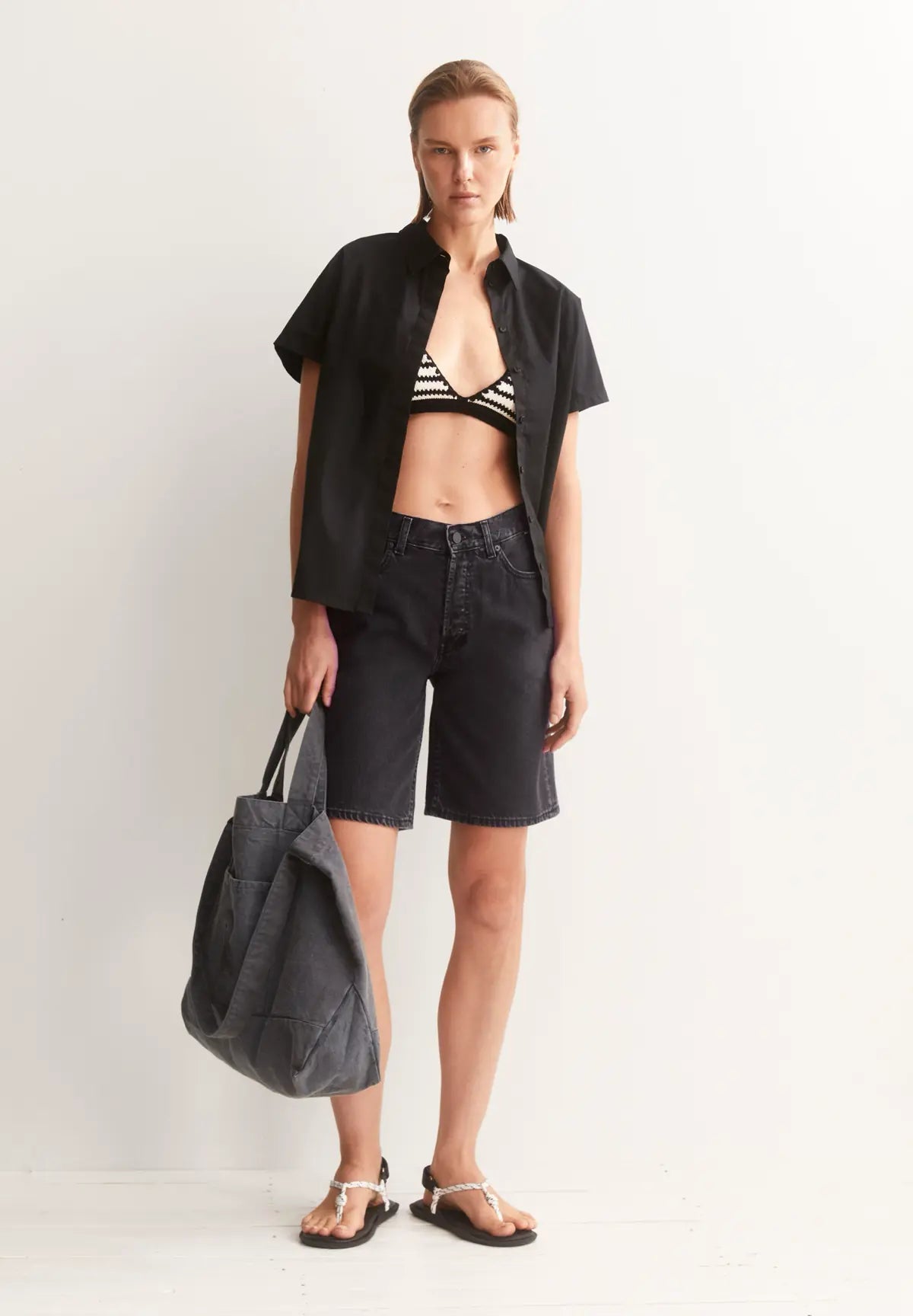 ARMEDANGELS - THALINAA Jeans Shorts • ebony black - ROSA ECK