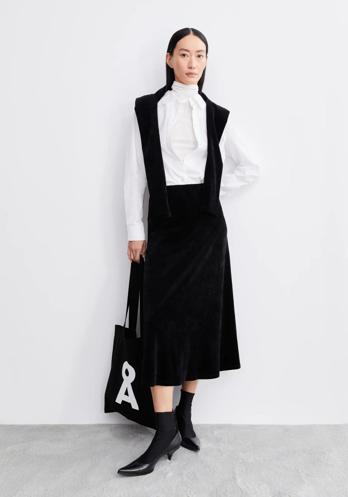 ARMEDANGELS - VOLAGAA VELVET Rock • Black - Rock - ROSA ECK