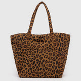 BAGGU - Cloud Bag Reisetasche • Leopard - ROSA ECK