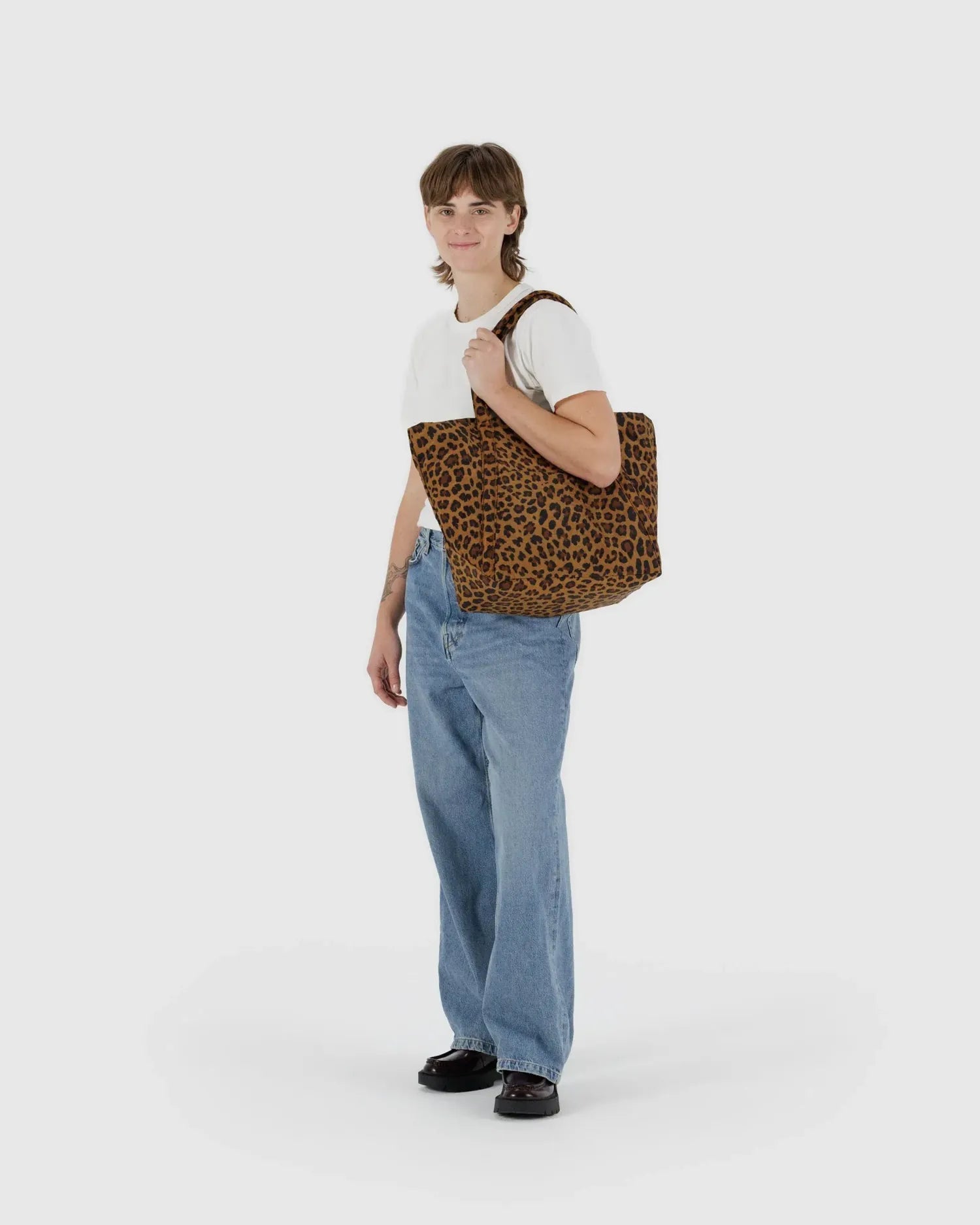 BAGGU - Cloud Bag Reisetasche • Leopard - ROSA ECK