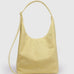 BAGGU - LARGE NYLON SLING Umhängetasche • Butter - Umhängetasche - ROSA ECK Concept Store