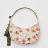 Medium Nylon Crescent Bag Umhängetasche • Abstract Floral