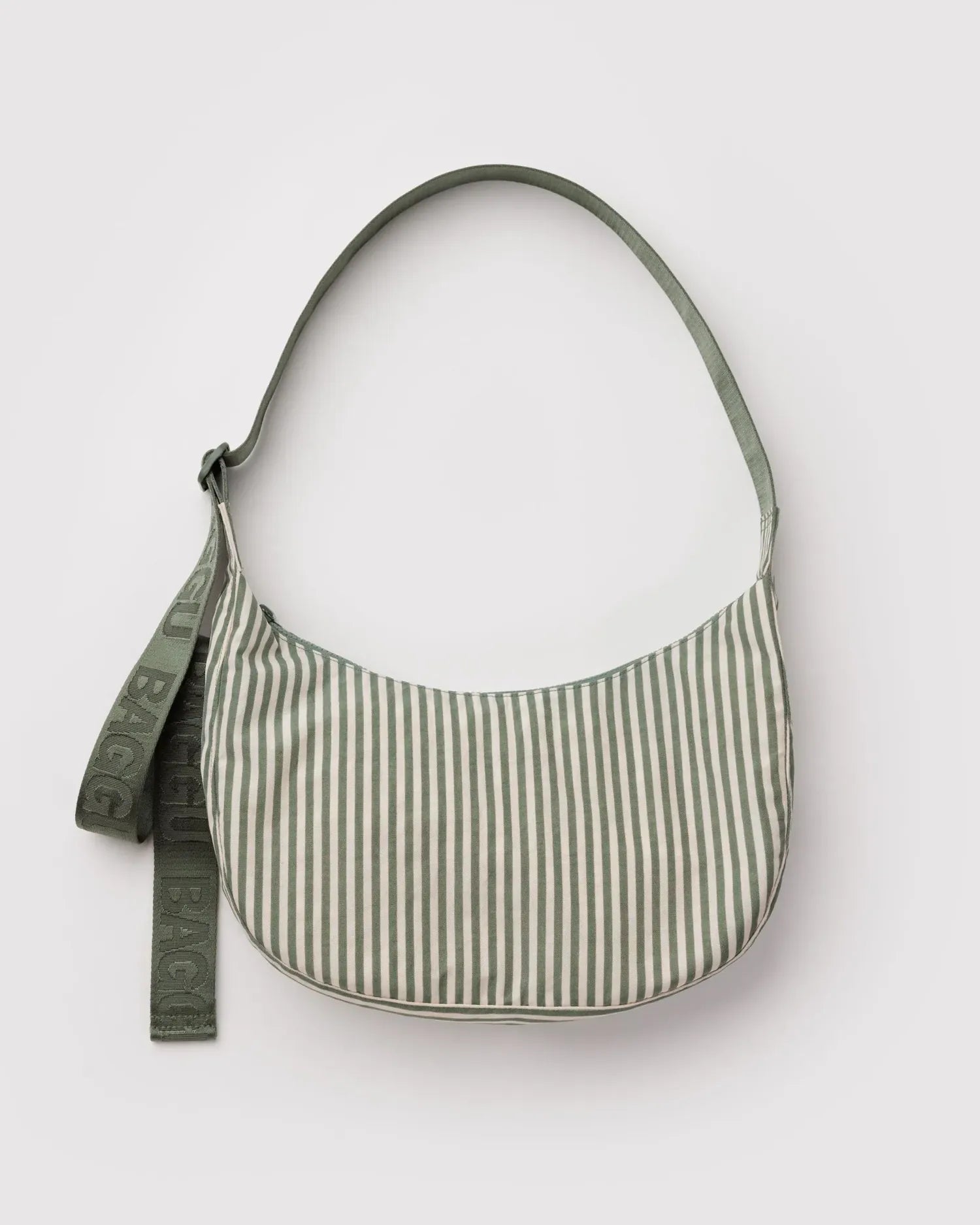 BAGGU - Medium Nylon Crescent Bag Umhängetasche • Sage Stripe - ROSA ECK