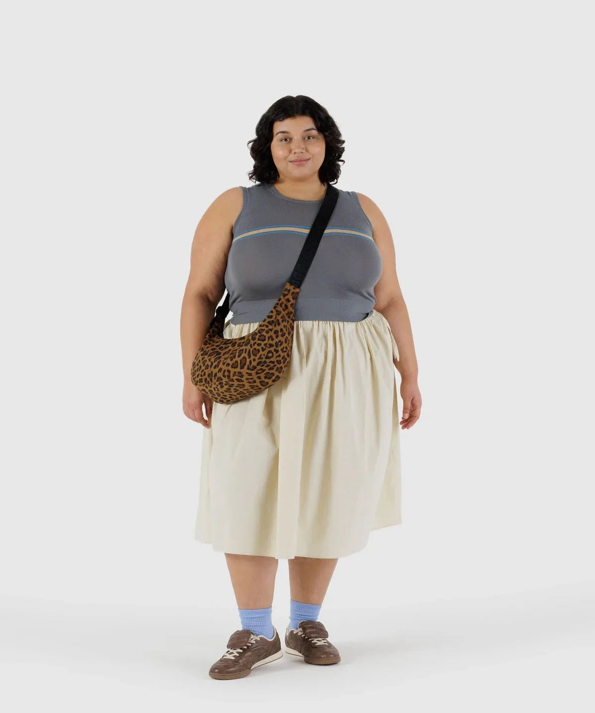 BAGGU - Medium Nylon Crescent Bag Umhängetasche • Leopard - ROSA ECK