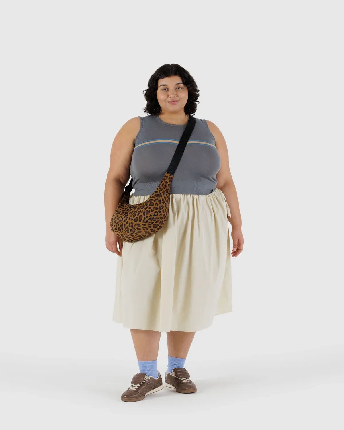 BAGGU - Medium Nylon Crescent Bag Umhängetasche • Leopard - ROSA ECK