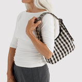 Mini Schultertasche aus Nylon • Black and Cream Gingham