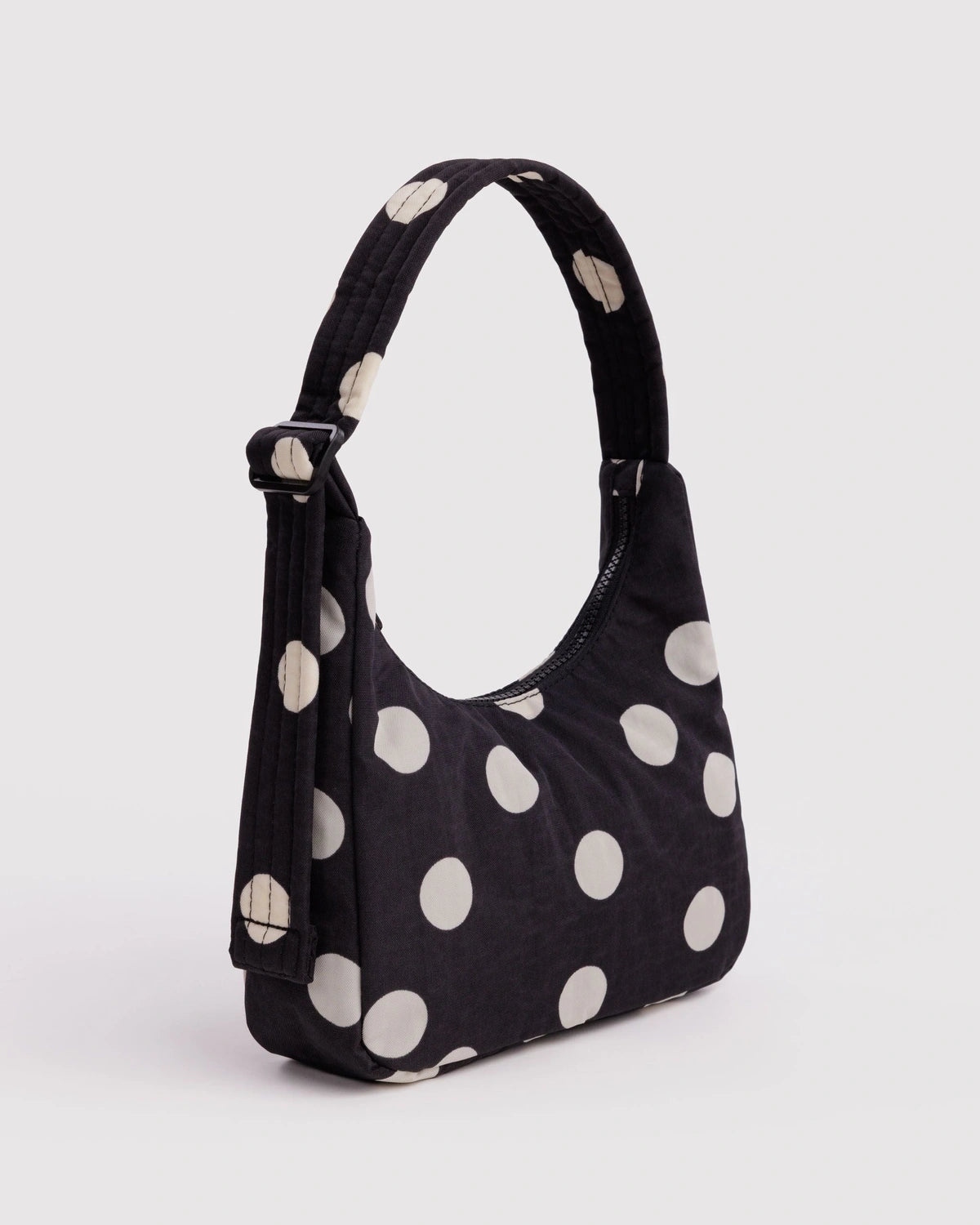 Mini Schultertasche aus Nylon • Black and Cream Polka Dot