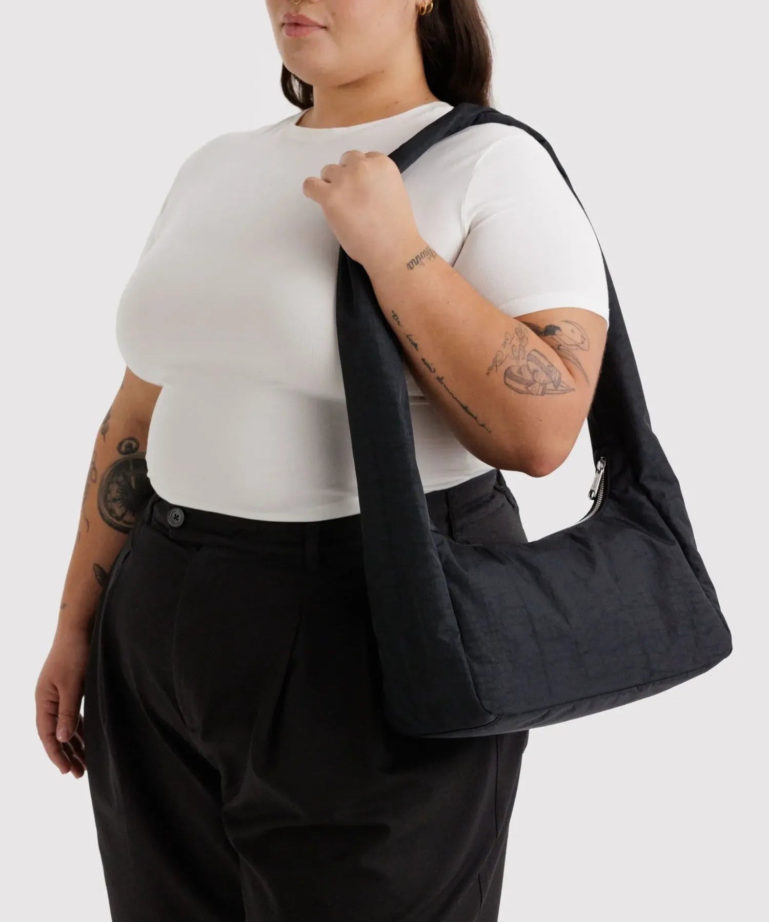 BAGGU - Nylon Meringue Bag Umhängetasche • Black - ROSA ECK