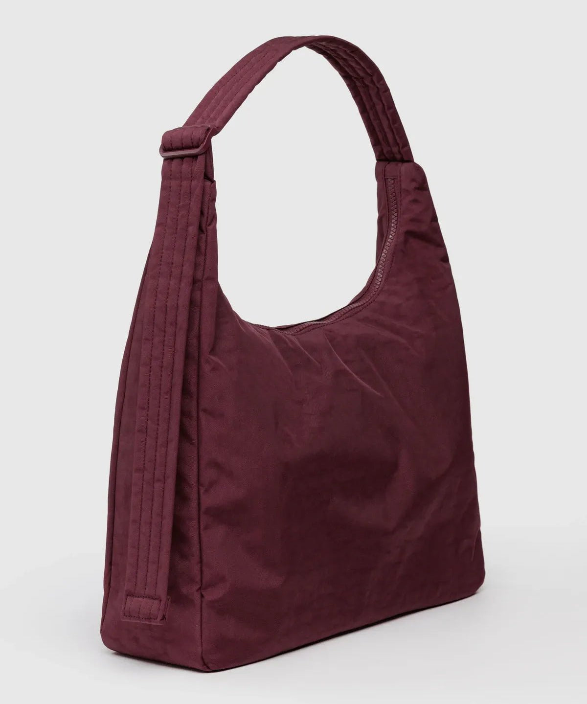 BAGGU - NYLON SHOULDER BAG Schultertasche • Mahogany - Schultertasche - ROSA ECK