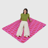 BAGGU - Picknickdecke • Pink Lobster - ROSA ECK