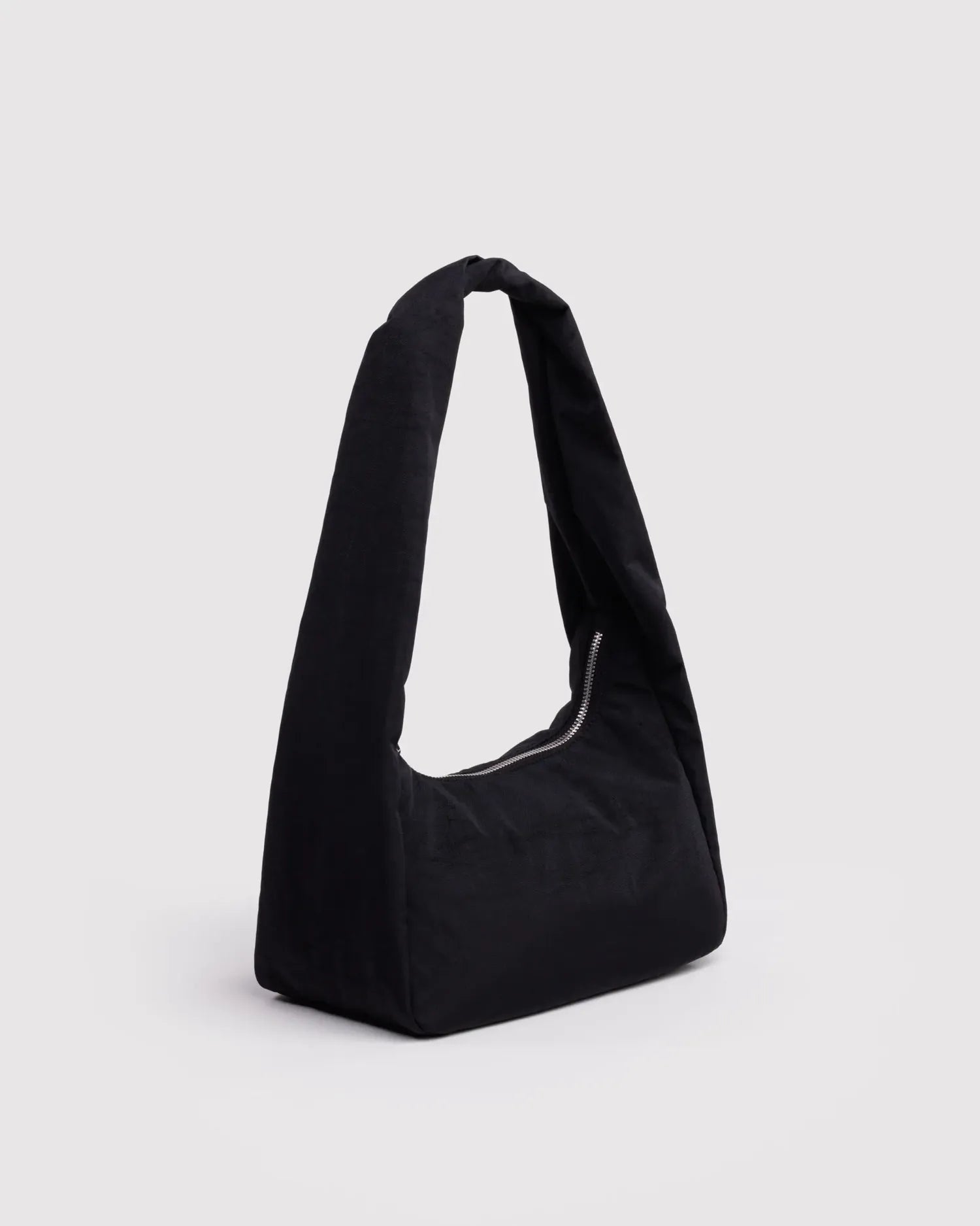 BAGGU - Small Nylon Meringue Bag Schultertasche • Black - ROSA ECK