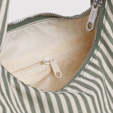 BAGGU - Small Nylon Meringue Bag Schultertasche • Sage Stripe - ROSA ECK