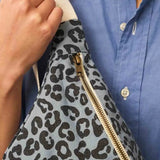 BANANA Bauchtasche • Leopard Blau