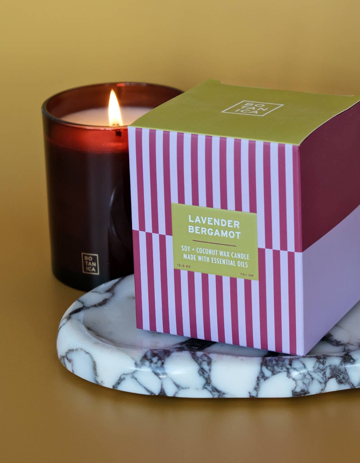ESSENTIALS Duftkerze • Lavender + Bergamot