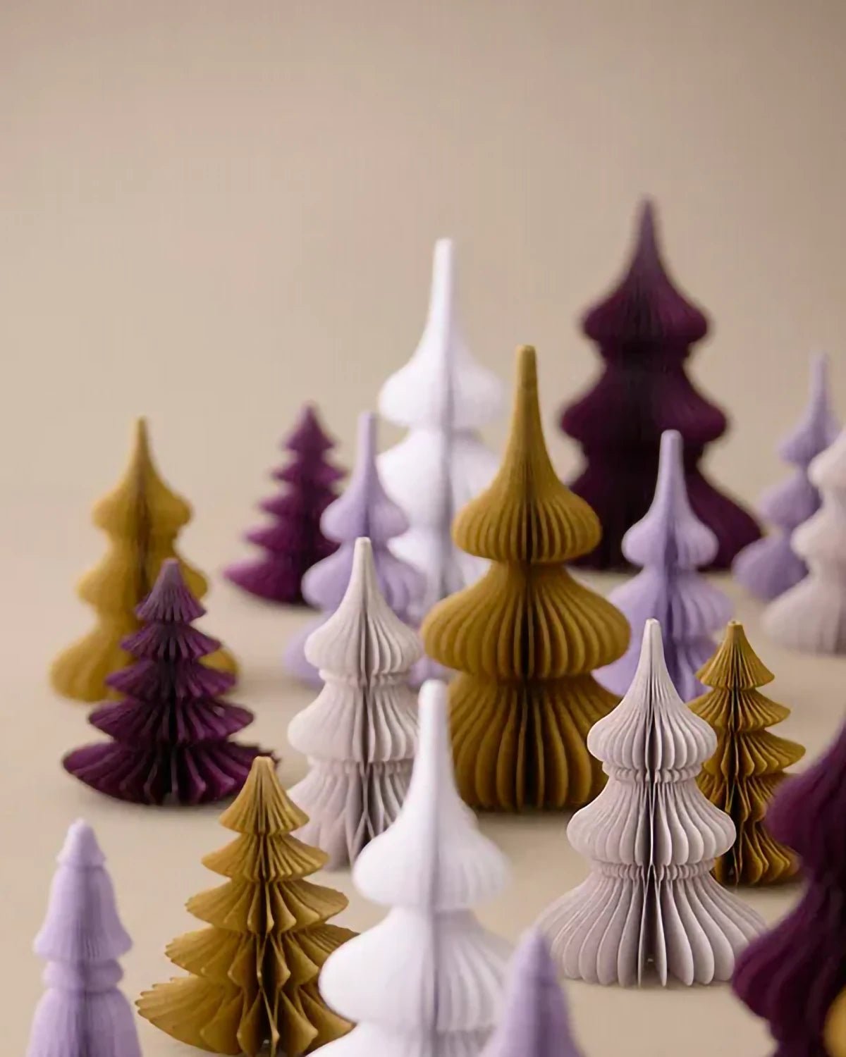 Bungalow - Honeycomb Baum • Noble Plum (H 30 cm) - Dekoration - ROSA ECK