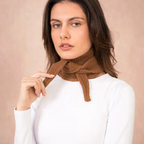 Calie Paris - Kleiner Strickschal • Braun - Schal - ROSA ECK