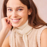 Calie Paris - Kleiner Strickschal • Weiß - ROSA ECK