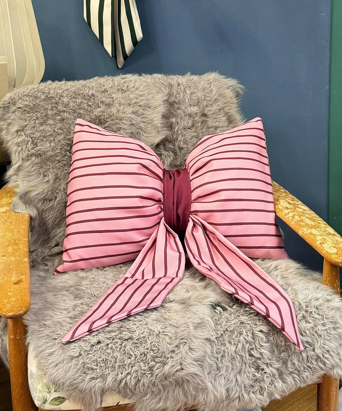 coopz - BIG BOW BERTHA Kissenbezug (40 x 60 cm) • Plum/Rosé - ROSA ECK