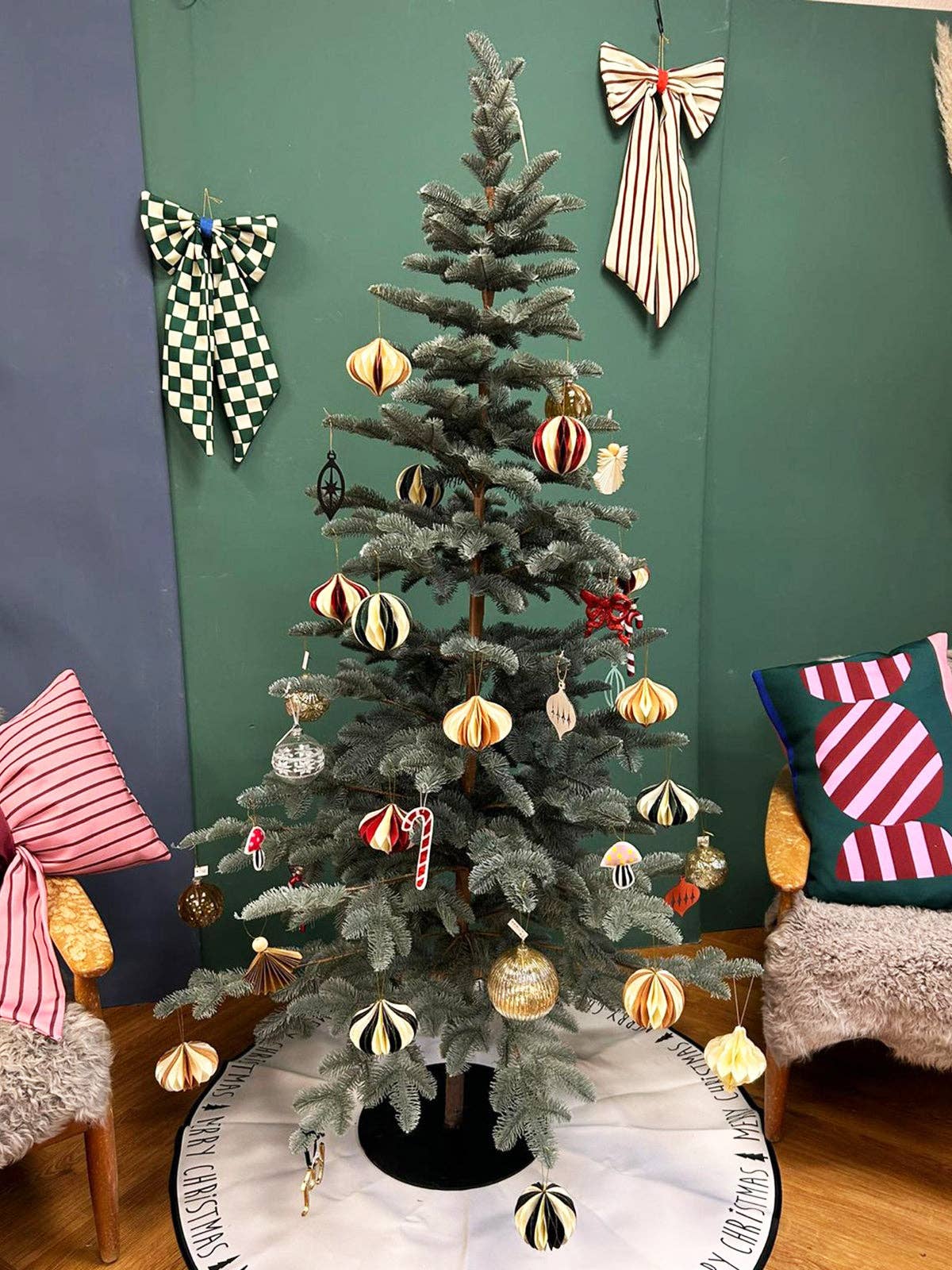 coopz - Weihnachtsschleife zum Aufhängen • Karo Grün - Dekoration - ROSA ECK