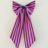 coopz - Weihnachtsschleife zum Aufhängen • Streifen Lila/Bordeaux - Dekoration - ROSA ECK