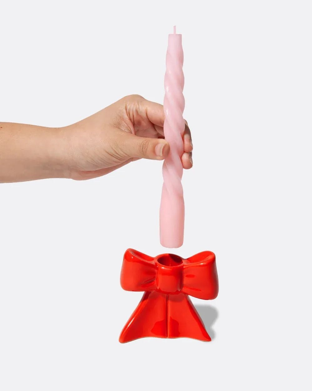 DOIY - BOW Kerzenhalter in Schleifenform (S) • Red - Kerzenständer - ROSA ECK Concept Store