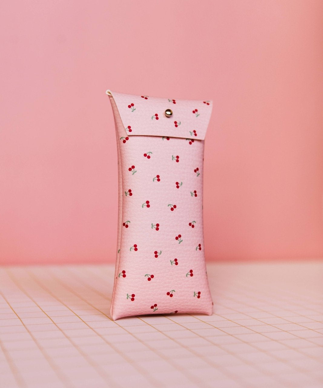 ECKE - CEREZAS Brillen - Etui • Kirschen - Pink - Brillen - Etui - ROSA ECK Concept Store