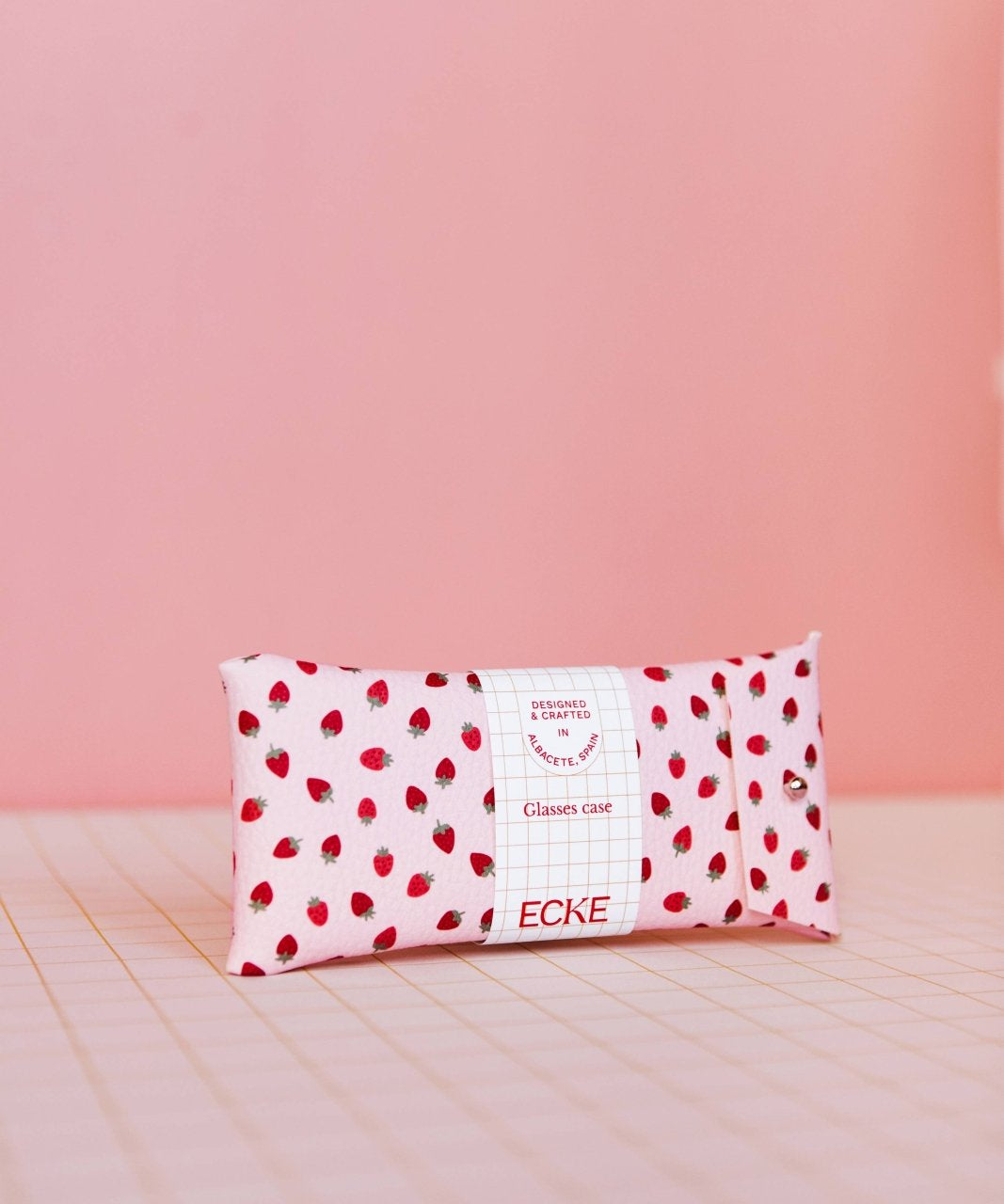 ECKE - FRESAS Brillenetui • Erdbeere Rosa - Brillen - Etui - ROSA ECK