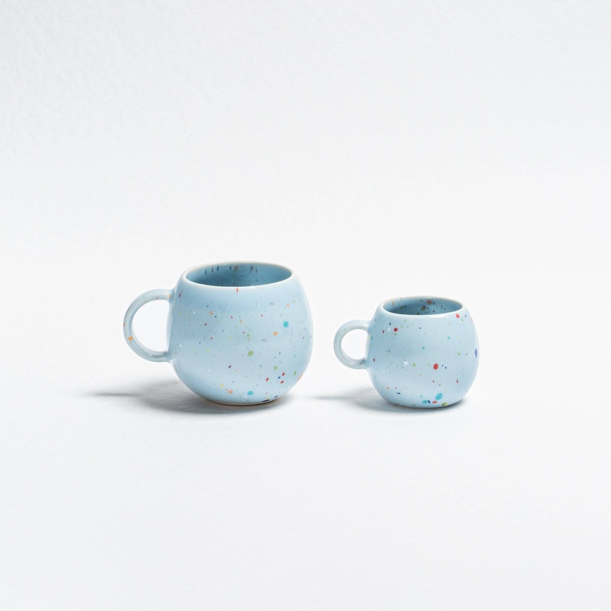Egg Back Home - NEW PARTY Runde Espressotasse • Soft Blue - Kaffee - und Teetasse - ROSA ECK Concept Store
