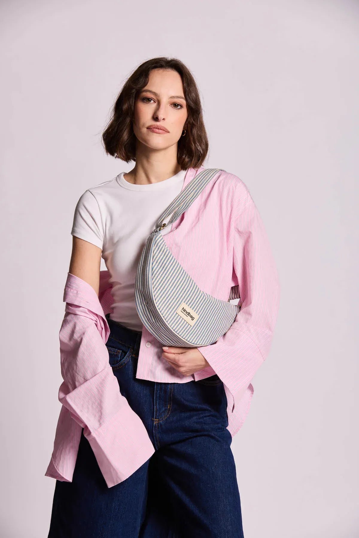 Hindbag - ANDREA Umhängetasche • Feine Streifen Blau - ROSA ECK