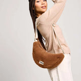 Hindbag - ANDREA Umhängetasche • Teddy Braun - Umhängetasche - ROSA ECK