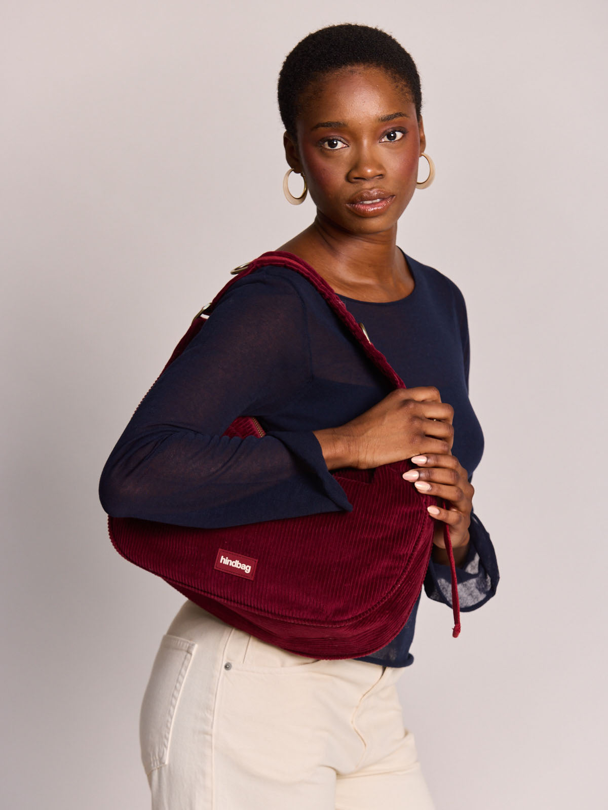 BIANCA Schultertasche • Cord Bordeauxrot