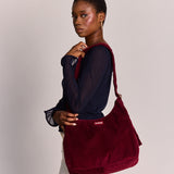 CLAIRE Hobo-Tasche • Cord Bordeauxrot