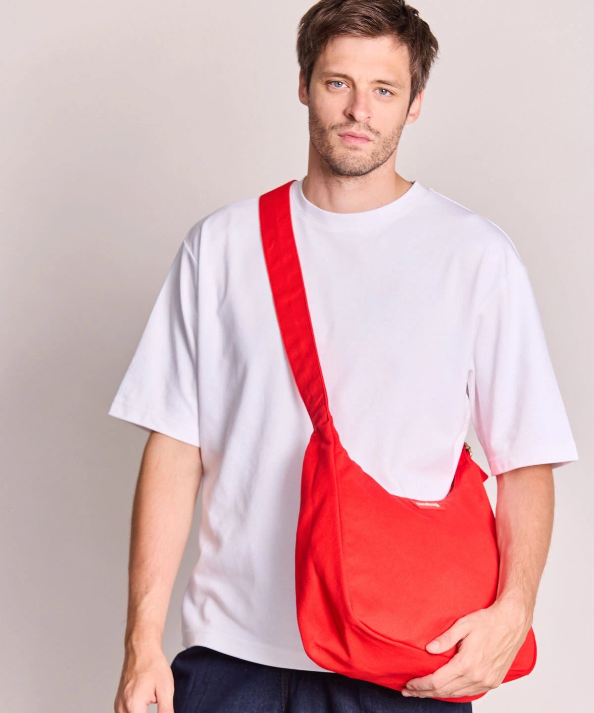 Hindbag - CLAIRE Hobo-Tasche • Karminrot - ROSA ECK