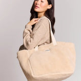 Hindbag - CLAUDE Einkaufstasche • Fourrure Teddy Beige - Tasche - ROSA ECK