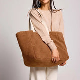 Hindbag - CLAUDE Einkaufstasche • Teddy Braun - Tasche - ROSA ECK