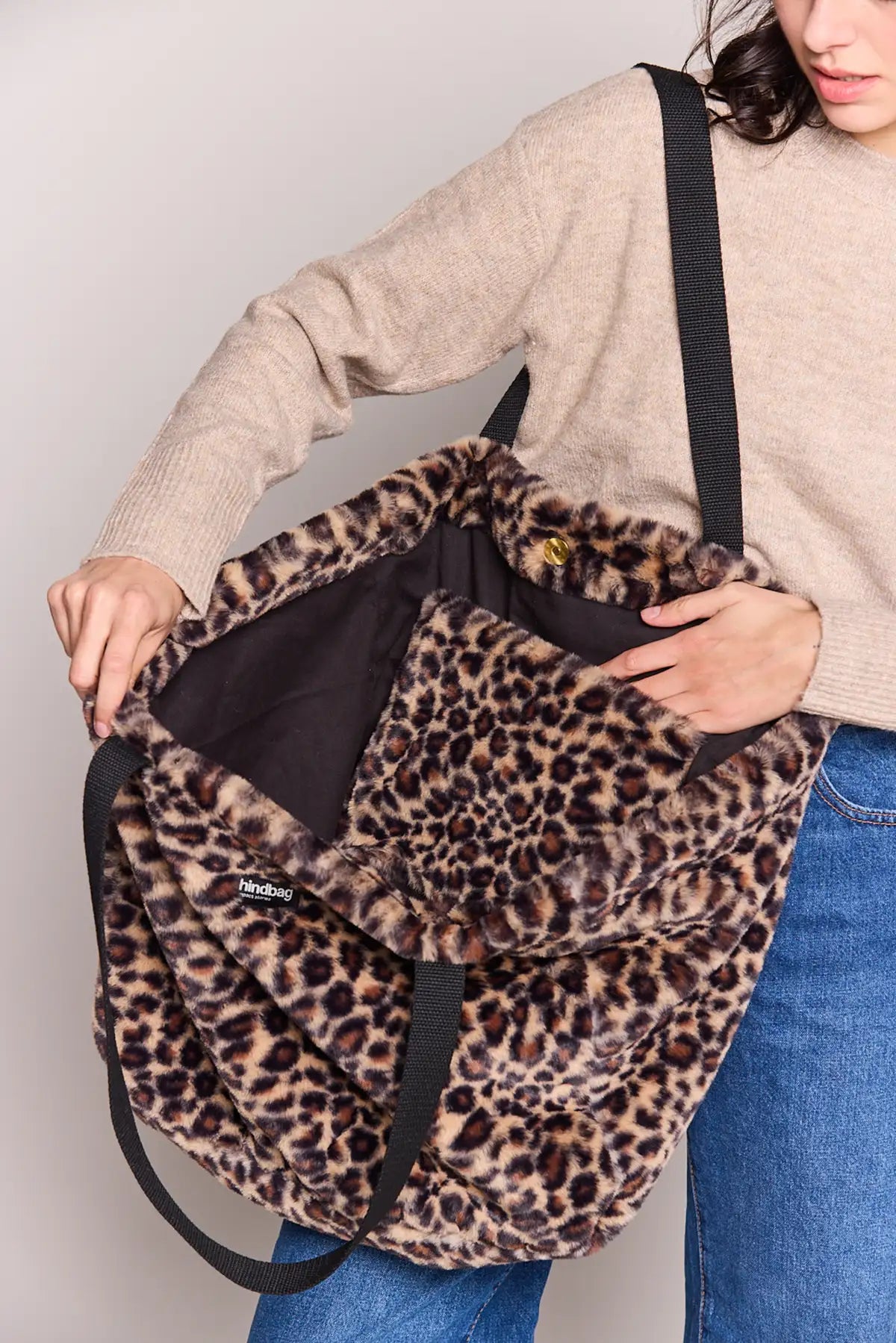 Hindbag - CLAUDE Tragetasche | Leopard Kunstpelz - ROSA ECK - , ,